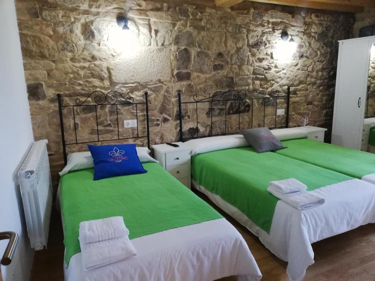Hosteria Calixtino Palas de Rei Eksteriør billede